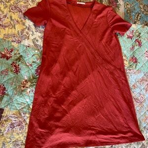 Zara Deep V-Neck Short Sleeve Casual Dress